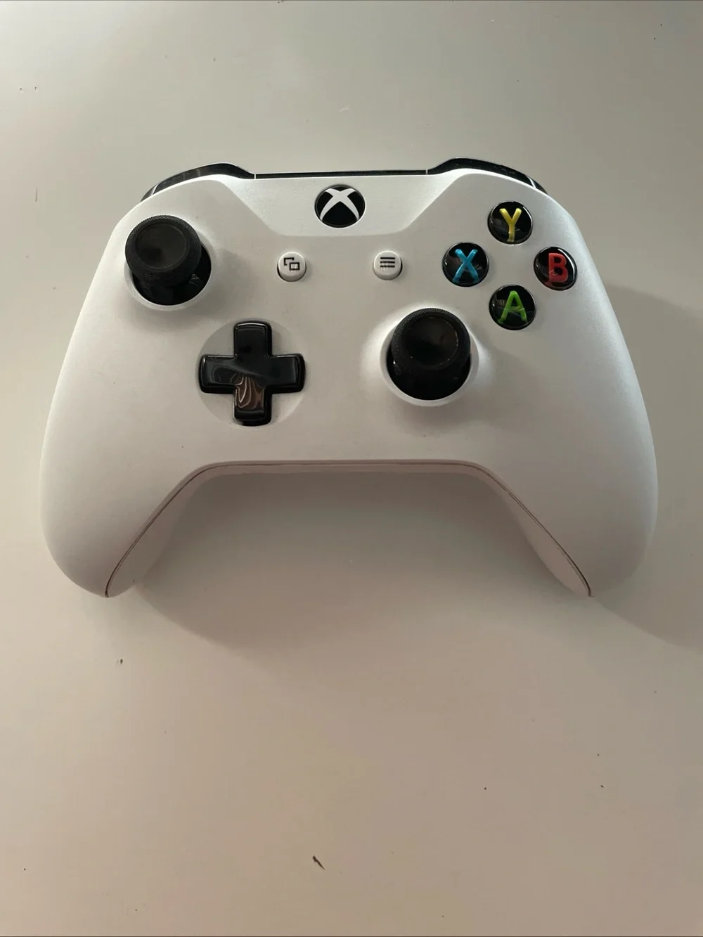 Microsoft Xbox One Wireless Controller Model 1708 White Untested